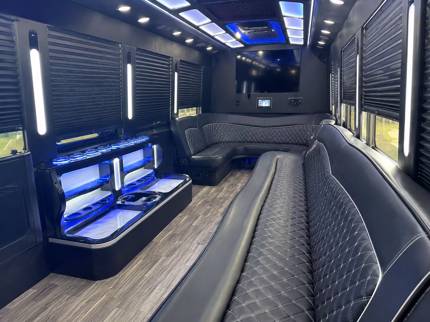 convention bus rentals for the national museum of the u s air force and group tours