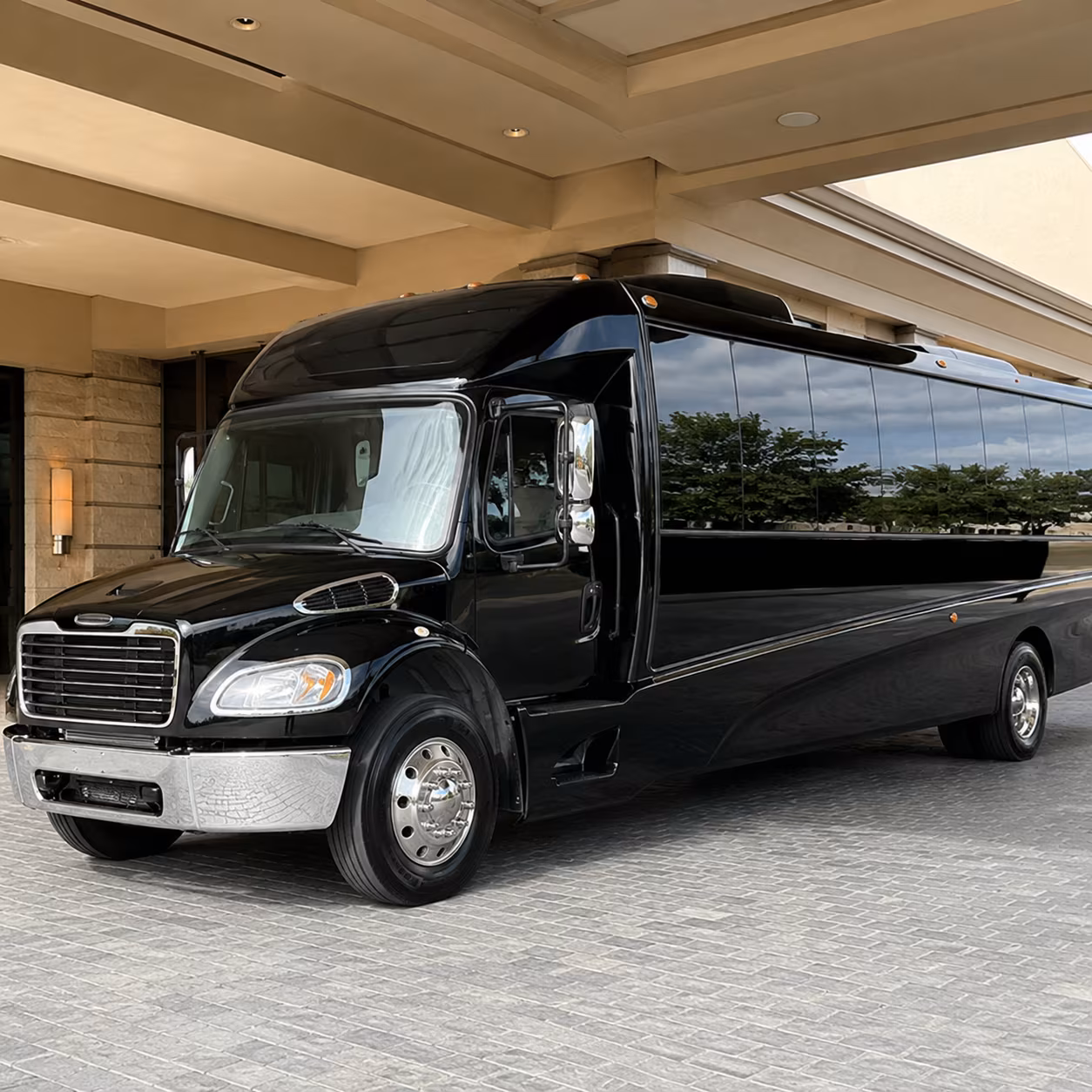 dayton 20 passenger minibus