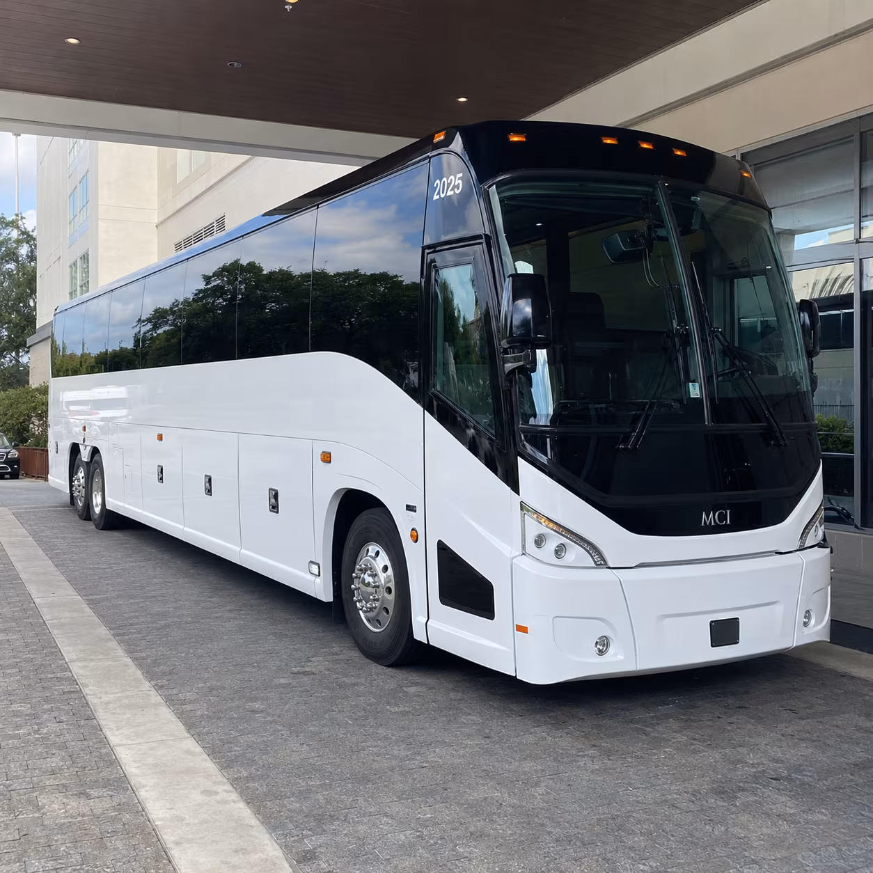 dayton 54 passenger charter bus