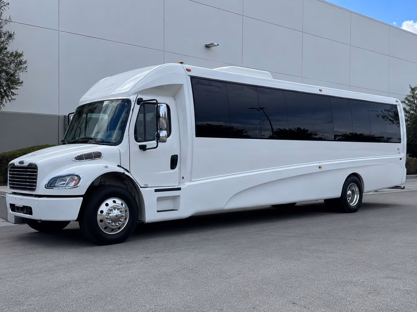 dayton new years eve party bus rental