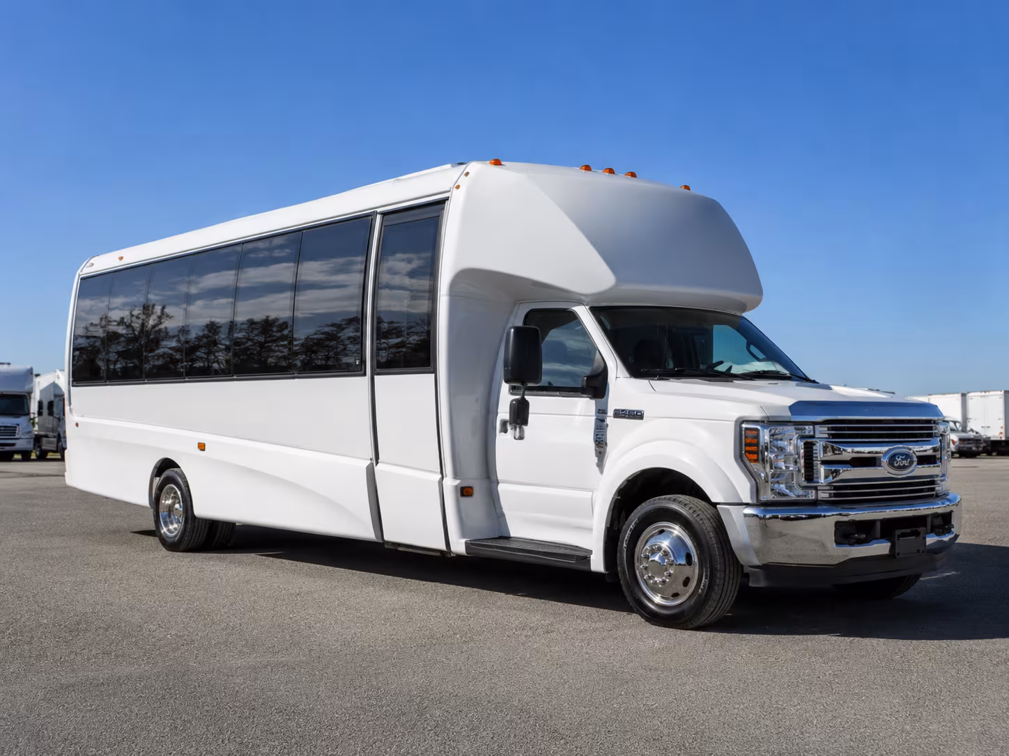 minibus wine tour rentals for smaller groups in the dayton area