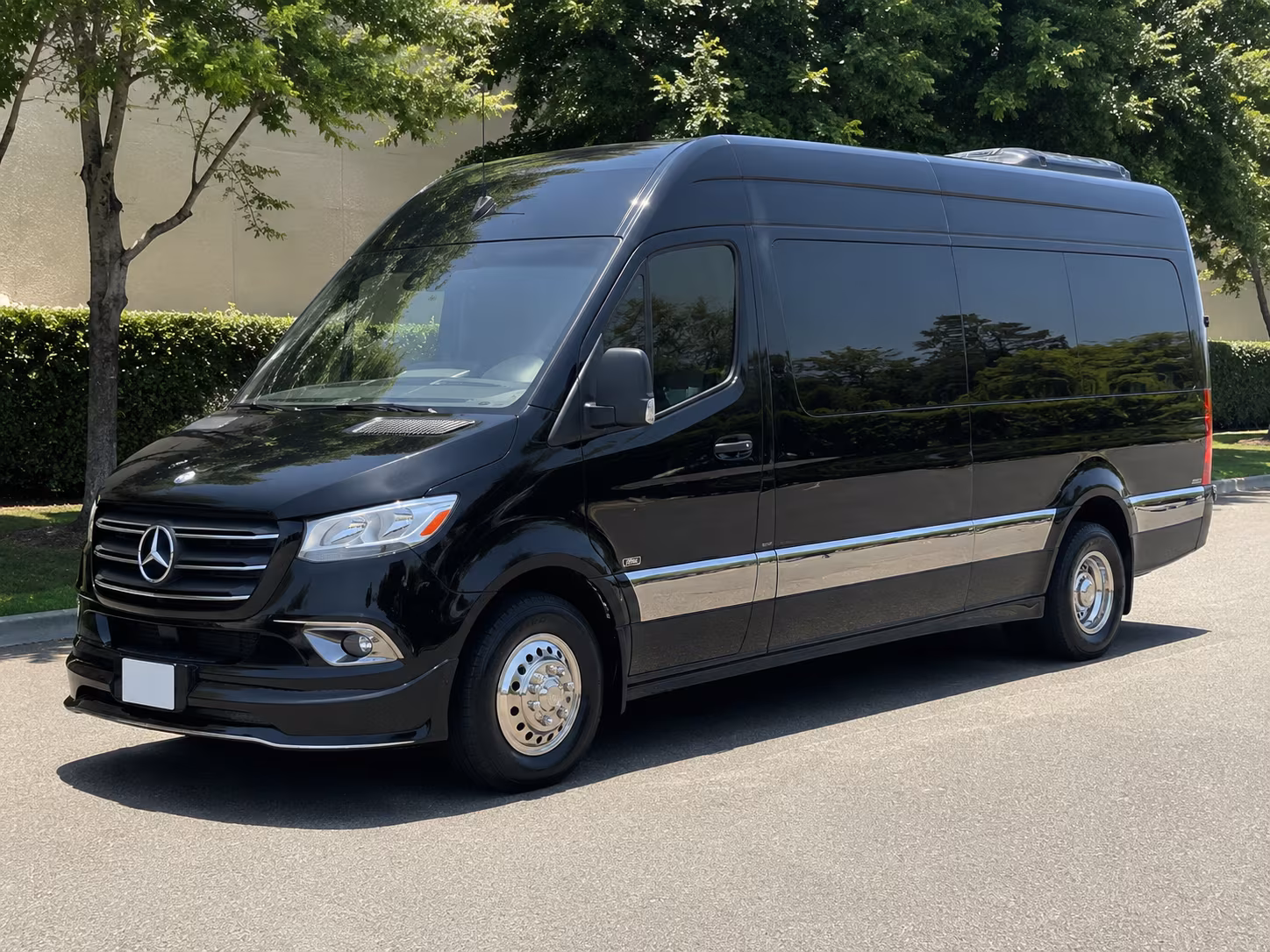 secure transportation for your next airport transfer 5