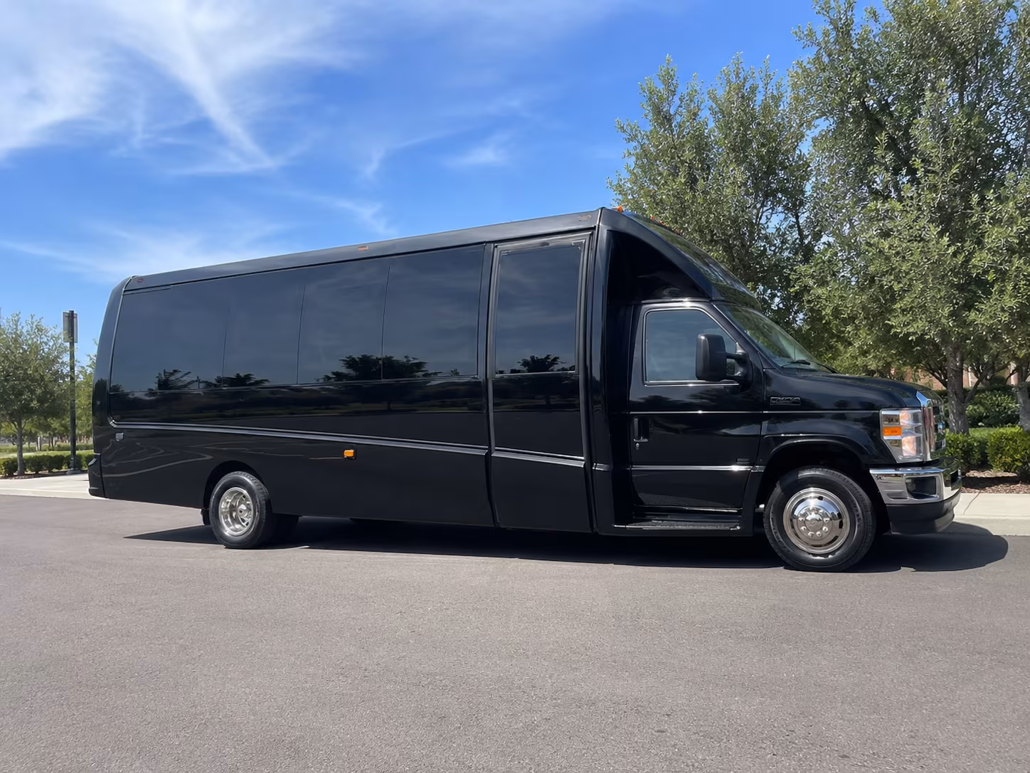 secure transportation for your next wedding 2
