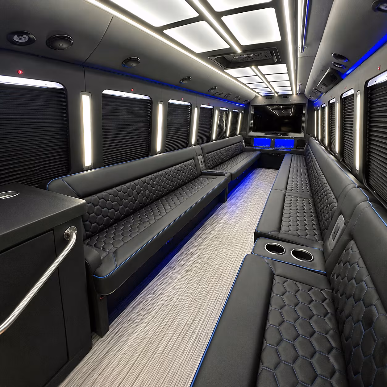 sweet 16 and quinceanera party buses for dayton celebrations